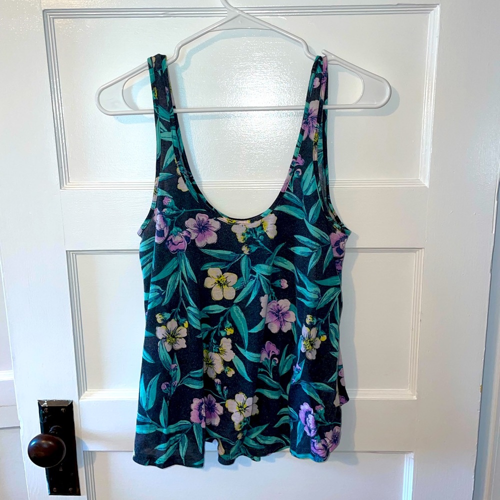 Tropical Top